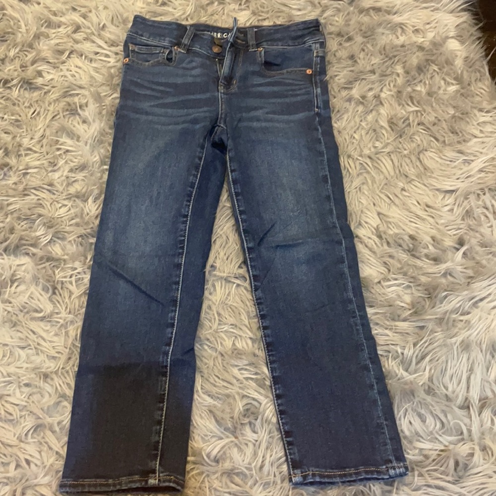 Cropped American eagle jeans. Perfect condition.